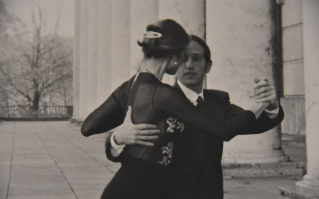 Auf OKiTALK – Ralf Sartori – Tango als getanzte Beziehungs-Philosophie – 01.08.2022 – 20 Uhr live –